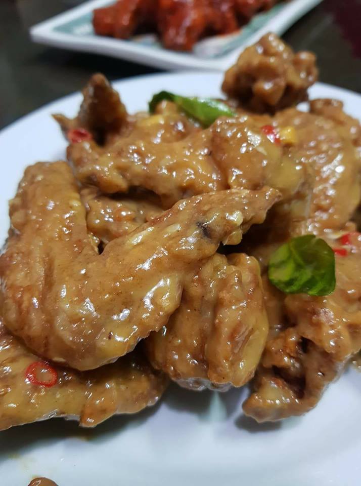 Chicken Wings in SALTED EGG Sauce by Chef Ian Dalida Galza